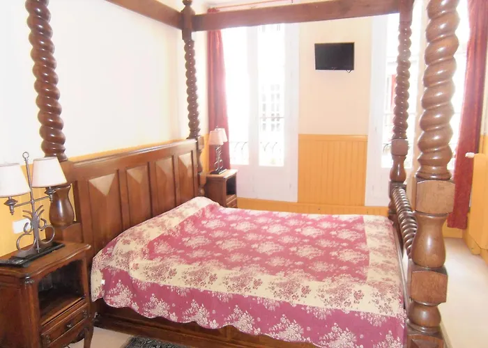 Hotel Des Arceaux