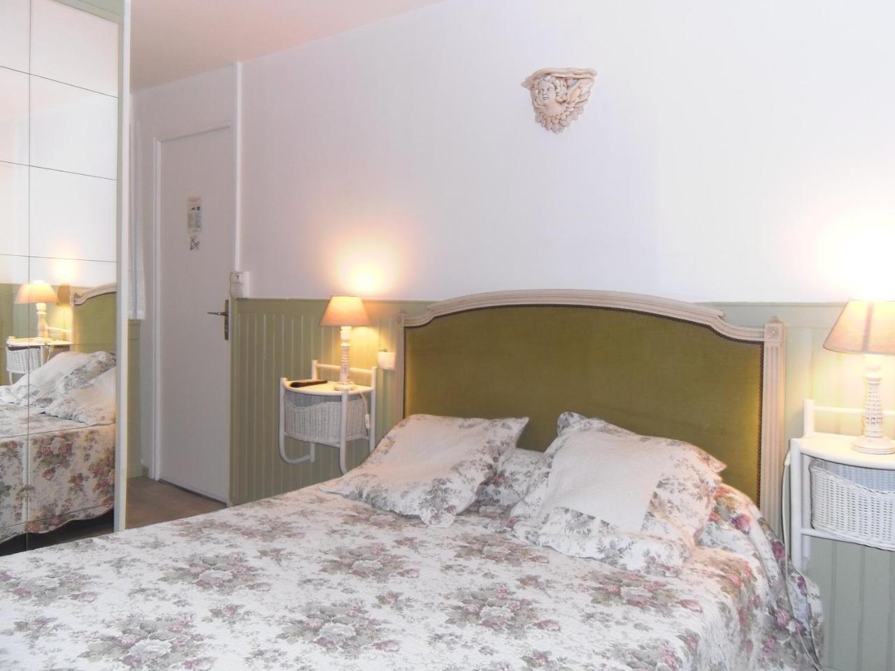 Des Arceaux Hotel Bayonne